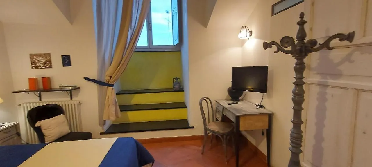 B&B Palazzo Oddo Albenga Bed & Breakfast